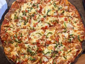 Mama's Pizza