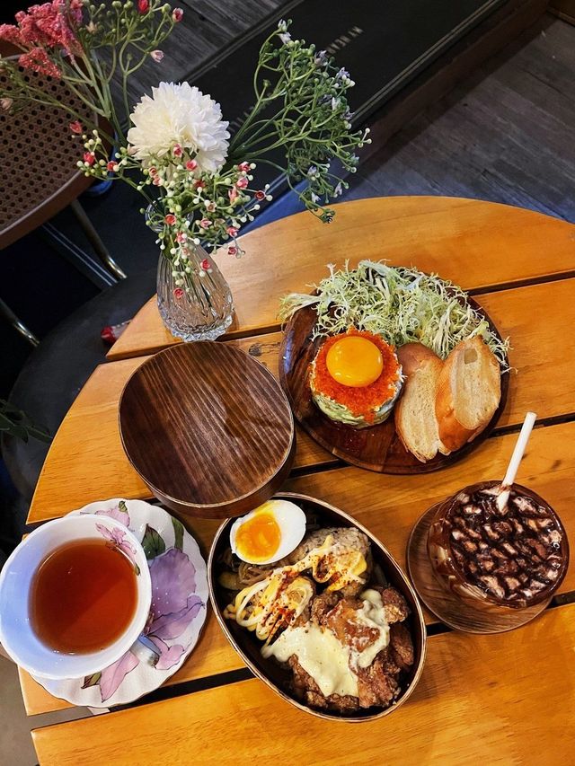 宮崎縣最著名的鄉土料理 #日系懷舊復古風CAFÉ #文青 宮崎縣最著名的鄉土料理 #日系懷舊復古風CAFÉ #文青