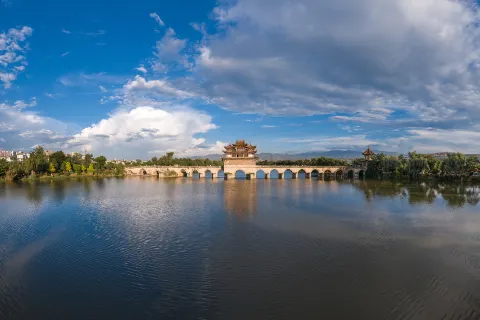 Jianshui 17-hole Bridge