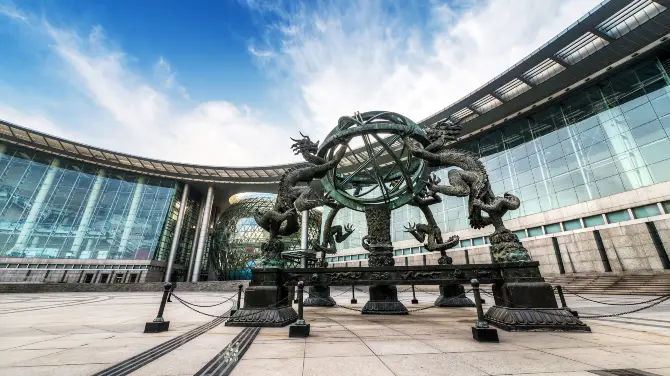 พิพิธภัณฑ์วิทยาศาสตร์และเทคโนโลยีเซี่ยงไฮ้