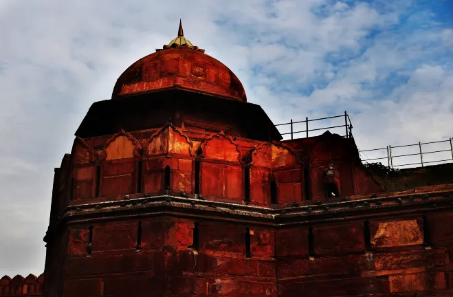 Отели рядом со станцией Barakhamba Road