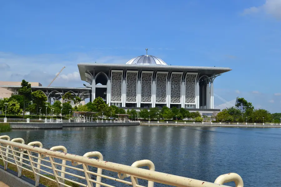 Tuanku Mizan Zainal Abidin Mosque