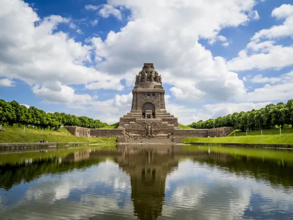 萊比錫市歌劇院