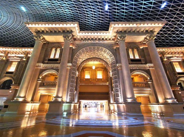 Louvre International Furniture Exhibition Center