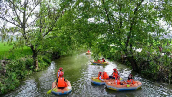 Xiangbishan Hegu Drifting