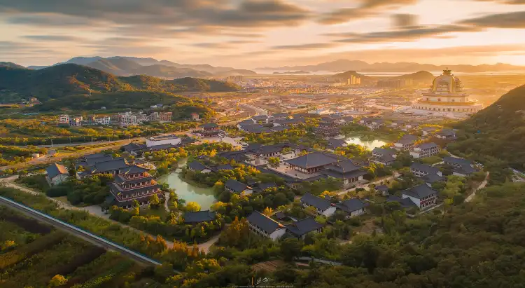 Hotels near The China's Buddhist Academy of Mt.Putuo