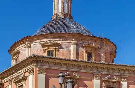 Hotels near Basilica de la Virgen de los Desamparados