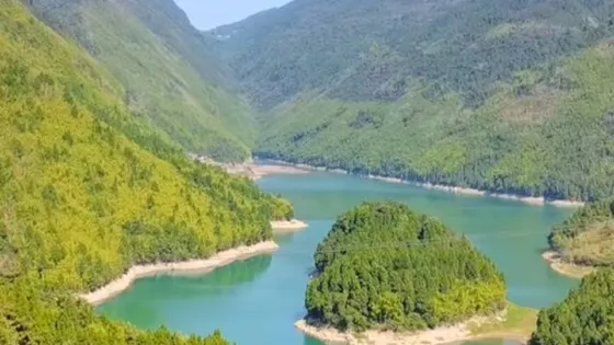 滴翠峽