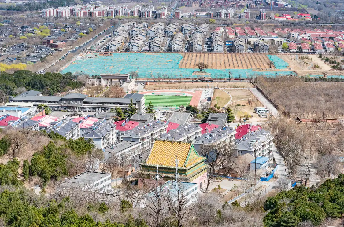 Hotels near Wuliang Palace