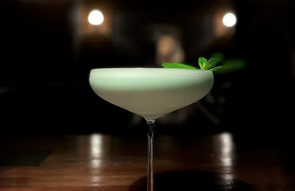 WOOD SIDE BAR