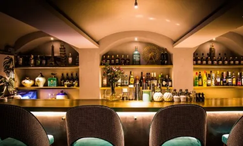G² Cocktail Bar