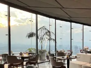 SAMOS - The Ritz Carlton México City