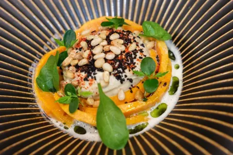 Nuances - Restaurant