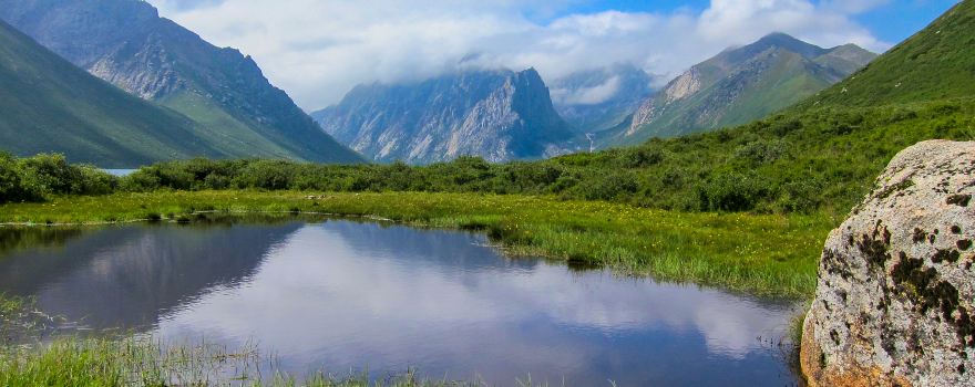 Xiannv Lake Scenic Area