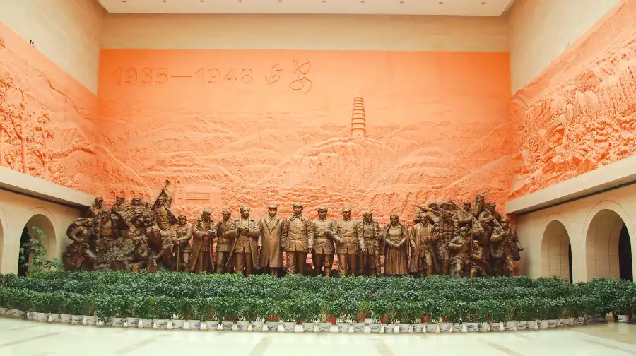 Hotels near Wangjiaping Revolutionary Site