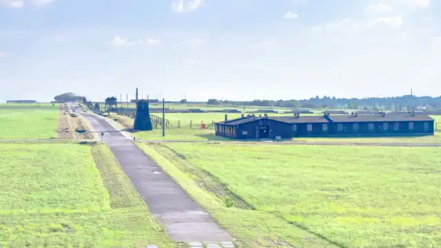 Hotels near State Museum at Majdanek