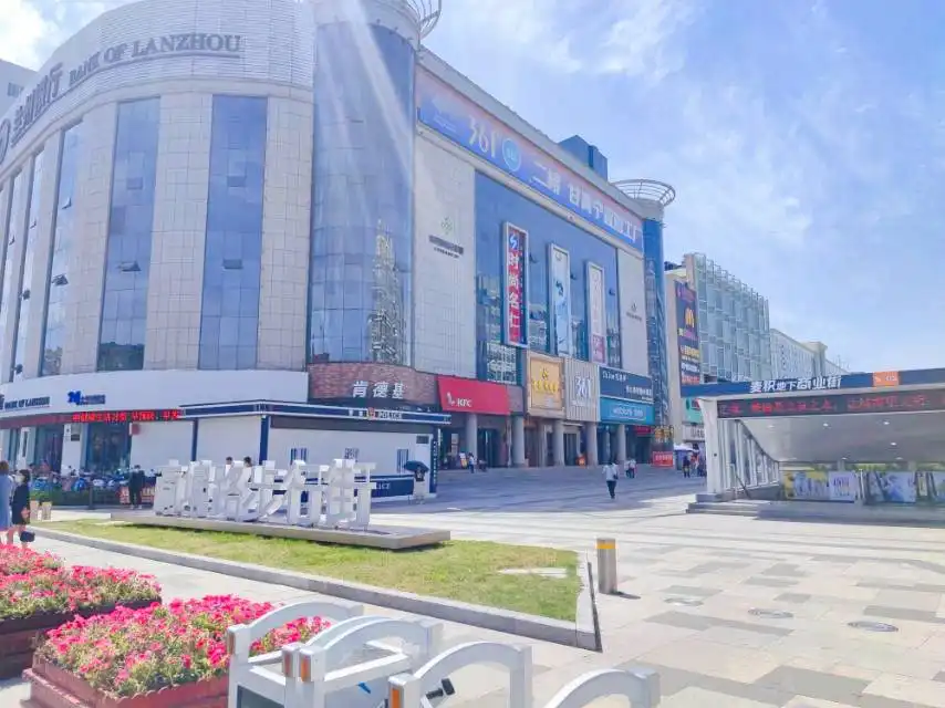 Hotels near ShangBu Lu BuXingJie