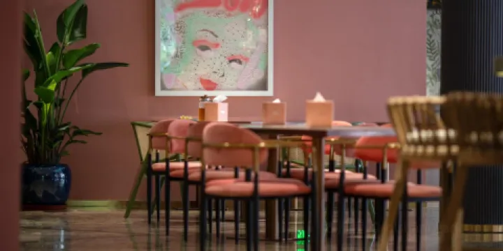 清遠古龍峽·河中温泉VLOG酒店·松露餐廳