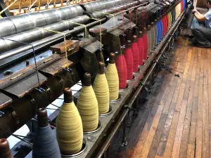Bartlettyarns, Inc./(Work)