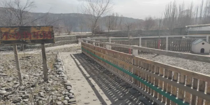 龍羊湖景區-小動物樂園