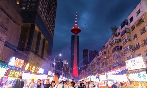 彩電塔夜市