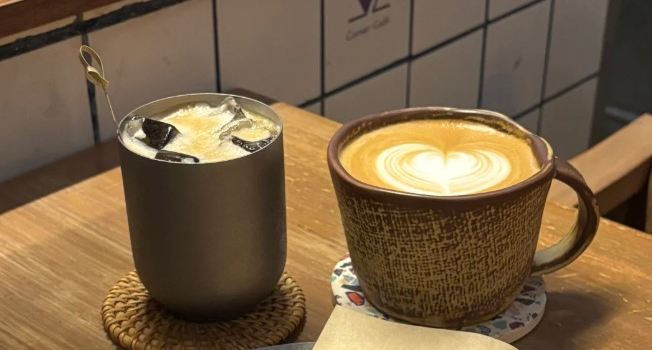 Corner café