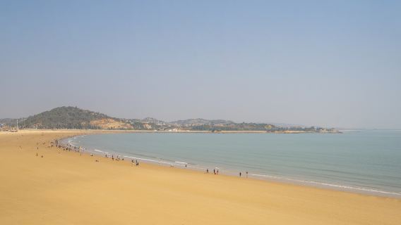 Yueliangwan Sand Beach