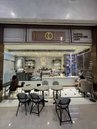 商廈中嘅小型cafe