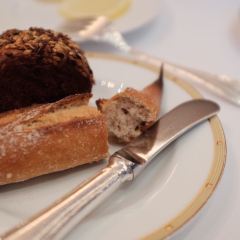 LE CINQ User Photo