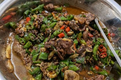 MAN XIANG TU YA SI FANG CAI GUAN