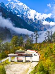 Yanzi Trench Scenic Area