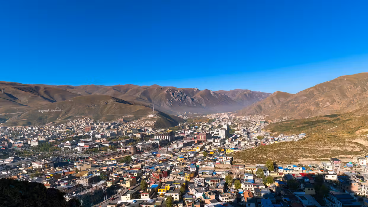 Vuelos ${{cityDName}} Yushu
