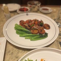 YI LONG COURT ảnh của người dùng