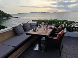 Elements Restaurant