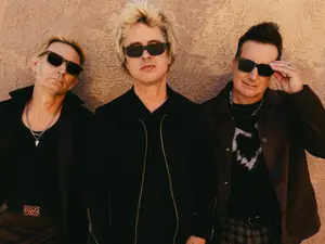 Green Day  <The Saviors> Tour
