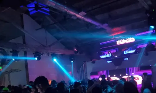 Vue Lounge
