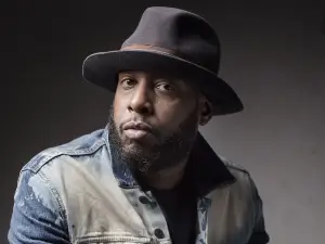 Talib Kweli Featuring Solene Velvet