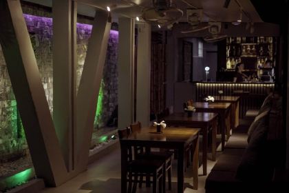 HClub Nightclub, Restaurant & Bar