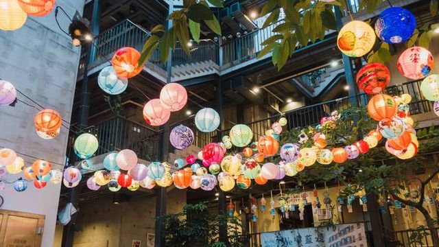 Wan Chai Blue House Mid-Autumn Festival lantern display | Hong Kong