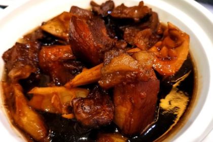 YI JIA REN MA MA CAI