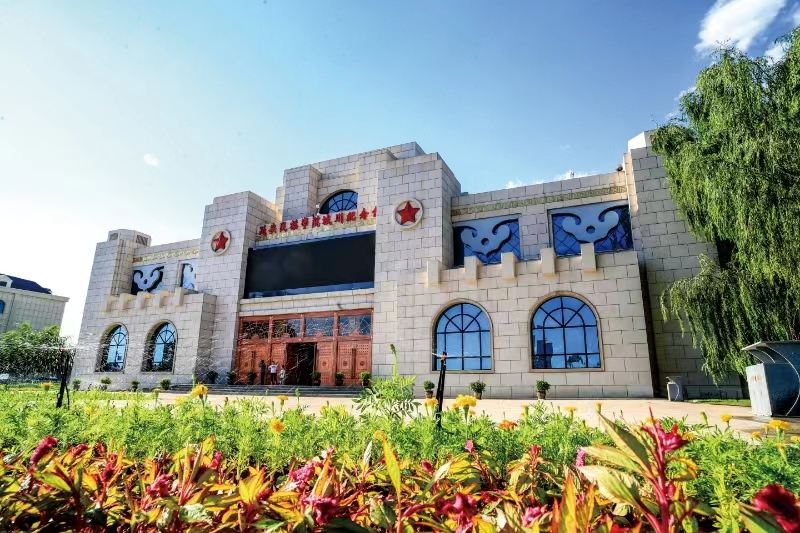 Etuoke Qianqi Yan'an Minzu Xueyuan Chengchuan Memorial Hall