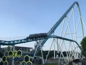 퓨리 325