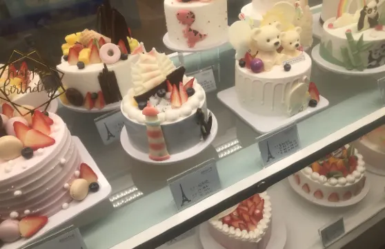 伊利來蛋糕世界