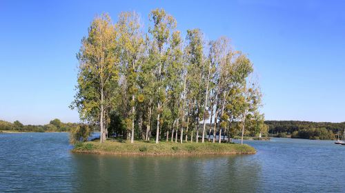 Dongchang Lake