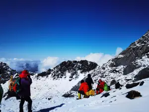 四姑娘山大峯