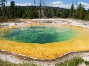 Morning Glory Pool