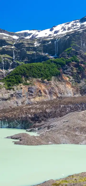 Hotels in Los Lagos Department