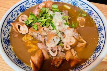 MENKUANGHUTONGBAINIANLUZHU