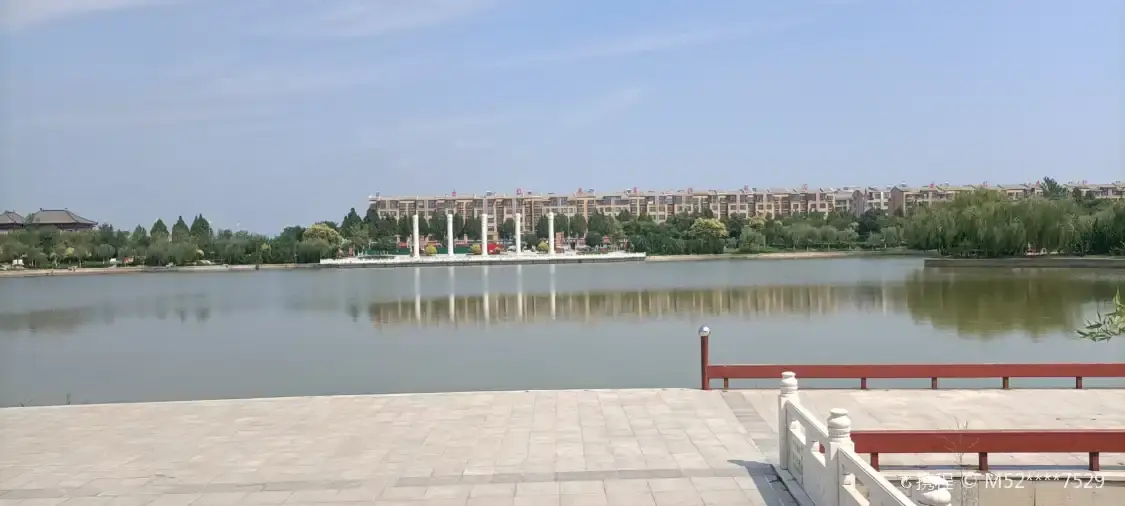 Hotels near Xiangehu Park