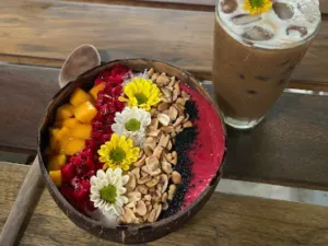 Nora’s Cafe - Restaurant